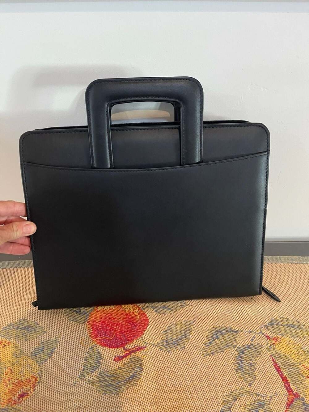 Day Runner Premium Leather Entrepreneur Edition Personal Organizer - Picture 3 of 9